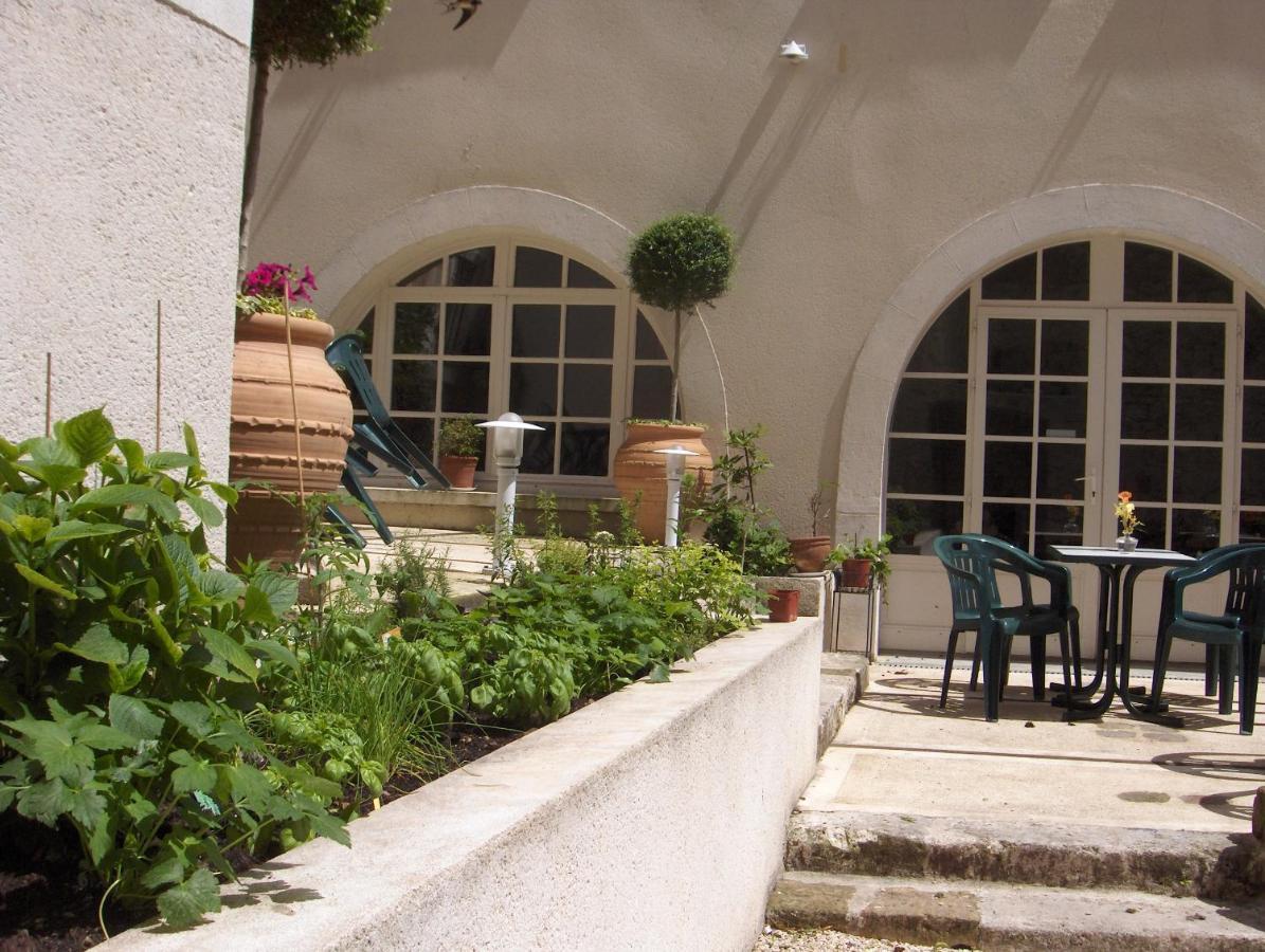 Auberge De La Tour Mennetou-sur-Cher Exteriör bild